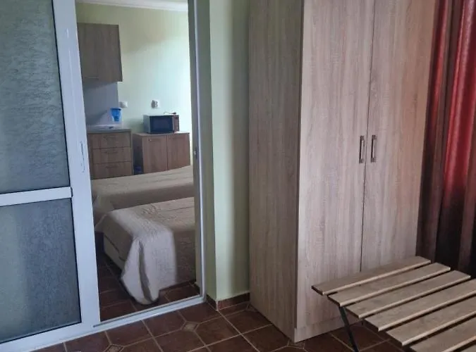 Dara Приморско