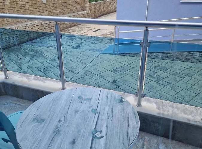 Dara Отель Приморско