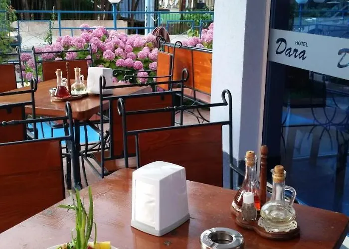 Отель Dara