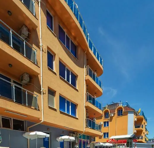 Dara Приморско